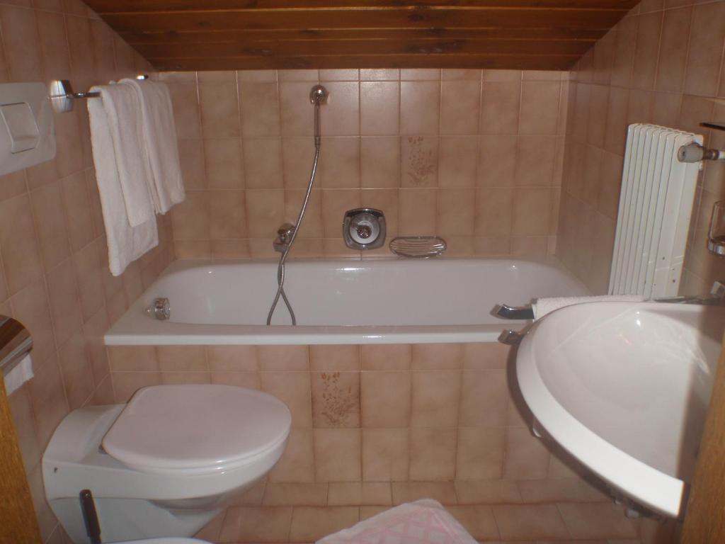 Hotel Silvesterhof Toblach Pokoj fotografie
